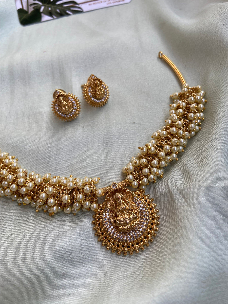 Lakshmi Cluster Pearl Hasli Necklace With Earrings Daivik in lakshmi-cluster-pearl-hasli-necklace-with-earrings-daivik-in