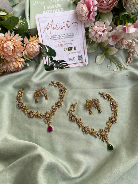 Gold Look Alike Simple Necklace set