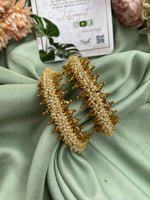 Antique White Pearl Kada