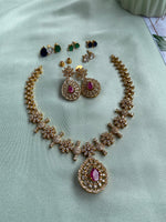 AD changeable necklace with changeable earrings