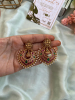 Lakshmi Ruby Green Balis