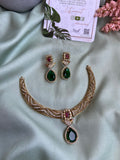 Green Pendant Hasli Necklace with Earrings
