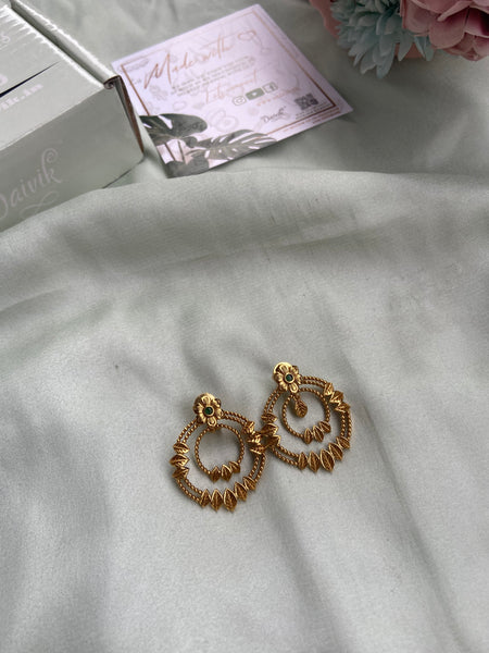 Simple Ring Leaf Earrings