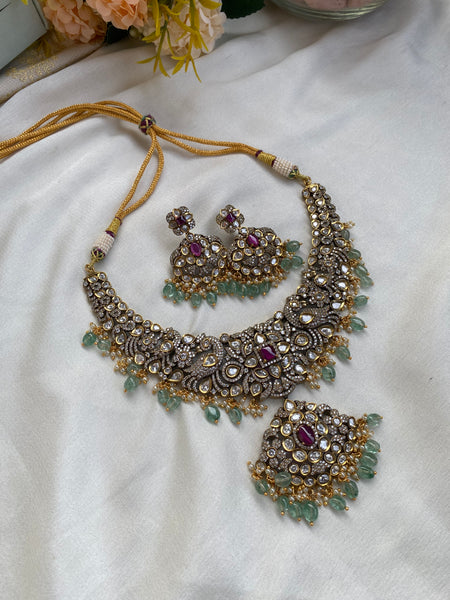 AD Victorian Necklace with earrings