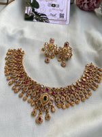 Uncut Kemp Vintage Necklace With Earrings