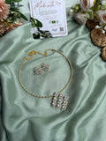 Diamond Look Alike Droplet Hasli Necklace with Earrings
