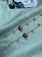 Simple Flower Pearl Anklets
