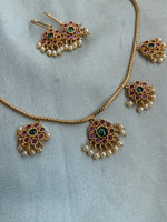 Floral Kemp Simple Neckalce with Earrings