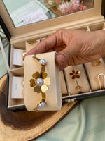 Anti Tarnish Flower Pearl Bracelet
