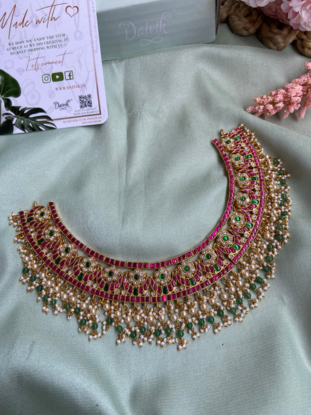 Pure Kemp Brass Flower Necklace with Golden and Green Beads Hangings
