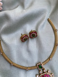 Kemp Hasli Necklace with Earrings