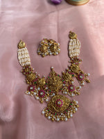 Antique Nagasi Pearl necklace with earrings