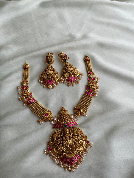 Antic jewellery making on sale