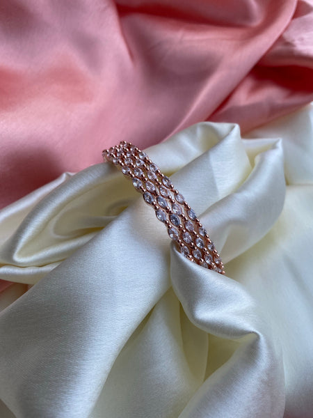 Bvlgari 18kt White Gold Diamond Fiorever Bangle For Sale at 1stDibs | bvlgari  fiorever bracelet, bvlgari fiorever ring, bulgari fiorever bracelet